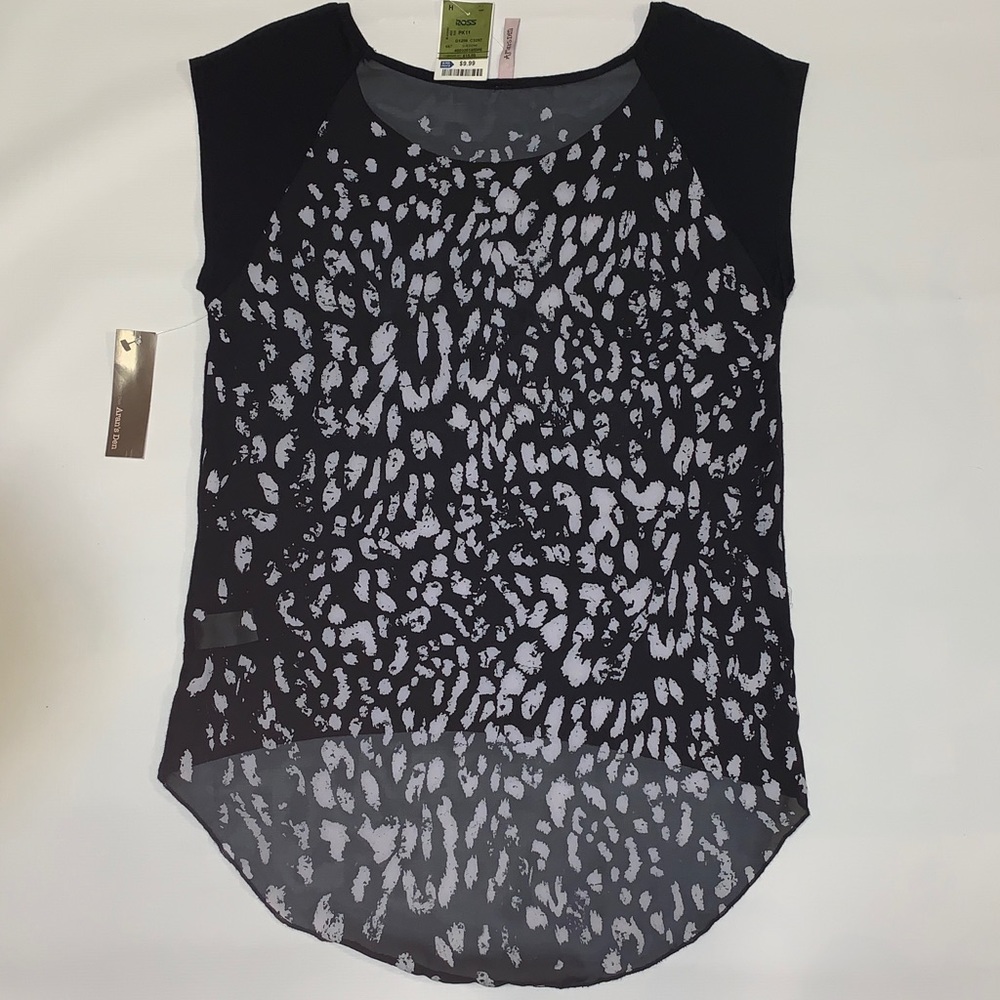 Aran’s Den Baby Leopard Shirt Top - Picture 2 of 6